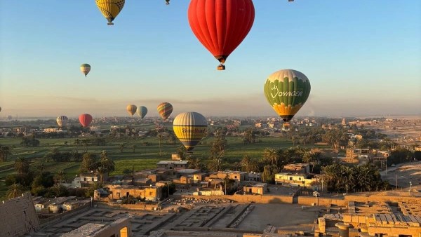 البالون الطائر