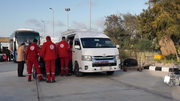 الهلال الأحمر 