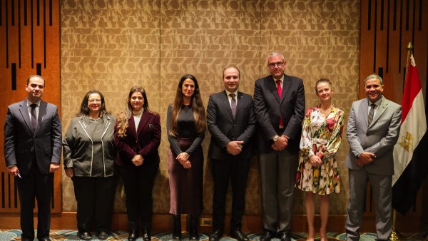 وزارة السياحة والآثار 