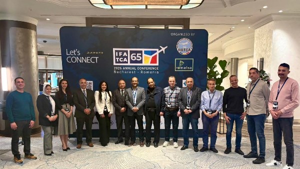 ضباط المراقبة الجوية 