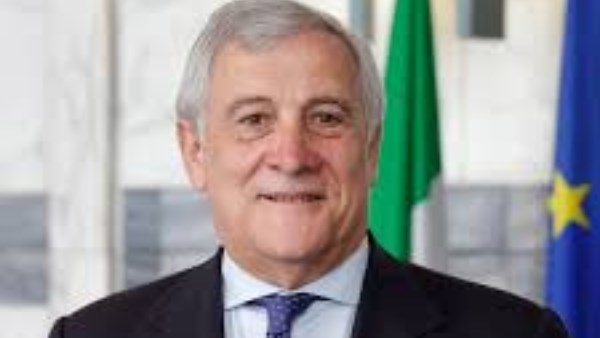 السفير الإيطالي