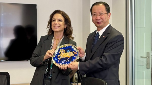 وزيرة السياحة اللبنانية