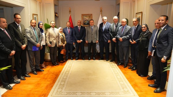 وزيرا التعليم العالي والعمل