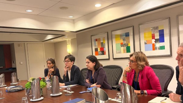 جانب من الاجتماع 