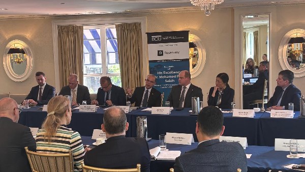 خلال لقائه بـ18شركة أمريكية.. وزير الاستثمار: نعمل على تقليل المخاطر وتبسيط الإجراءات خلال لقائه بـ18شركة أمريكية.. وزير الاستثمار: نعمل على تقليل المخاطر وتبسيط الإجراءات