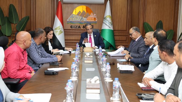 الدكتور أحمد الأنصاري محافظ الجيزة 