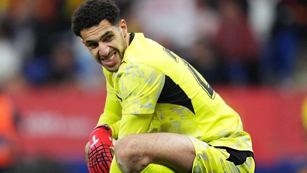 مصطفي شوبير