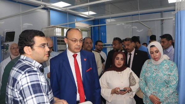 عميد كلية الطب