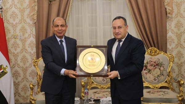 محافظ المنيا ووزير التعليم العالي 