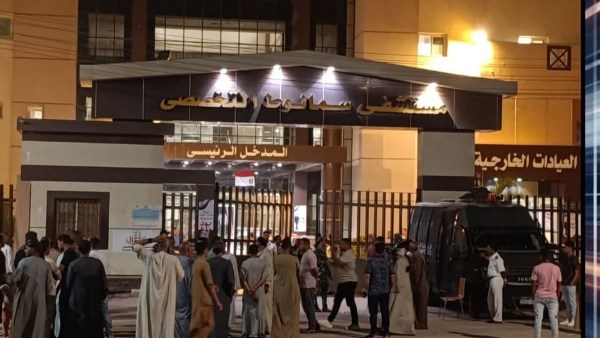 نقل المصابين للمستشفى 