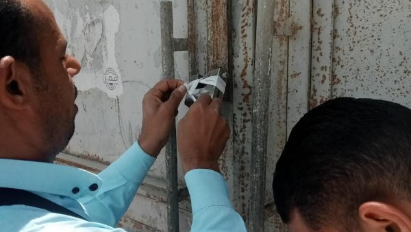 حملات مستمرة على المحال 