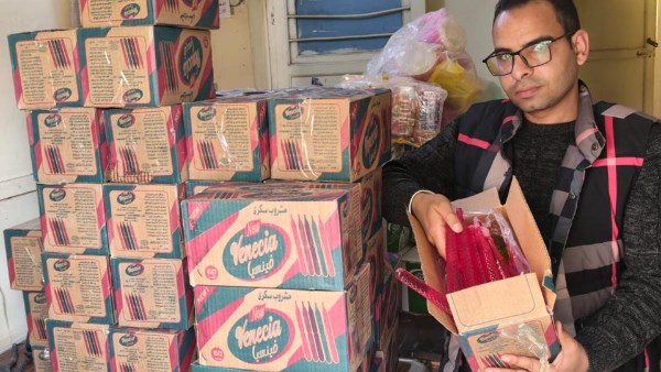  ضبط مشروبات وحلوى فاسدة وربع طن زيت غير صالح خلال حملات تموينية موسعة
