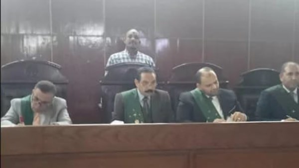 هيئة الدائرة الرابعة بمحكمة جنايات سوهاج 