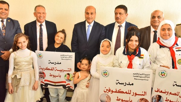 محافظ أسيوط يفتتح المدرسة الفكرية ببني عديات ويتفقد توسعات لمدرستين