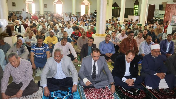 صلاة الجمعة بسوهاج