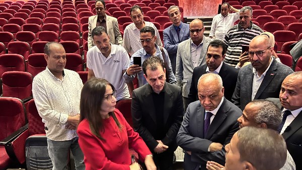 جولة وزيرة الثقافة 