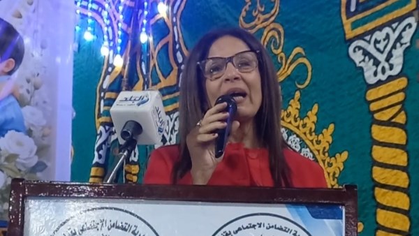 وزيرة الثقافة