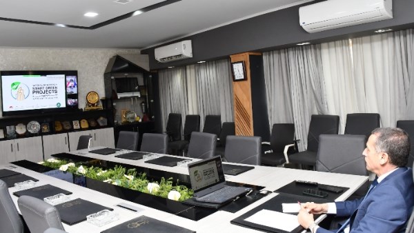 جانب من الاجتماع 