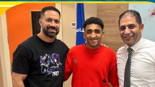 حسني عبد ربه يطمئن على خطاري 