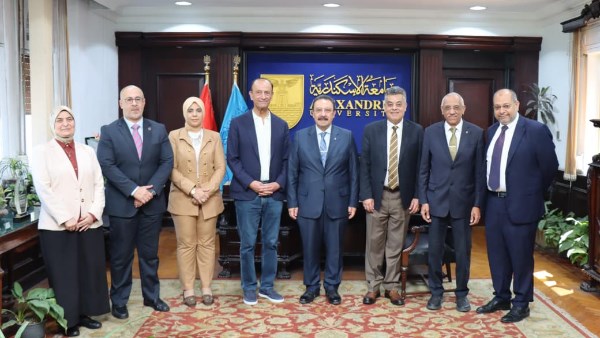 خبير دولي بمستشفى سموحة الجامعي