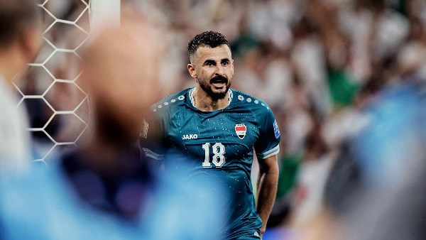 أيمن حسين - مهاجم المنتخب العراقي