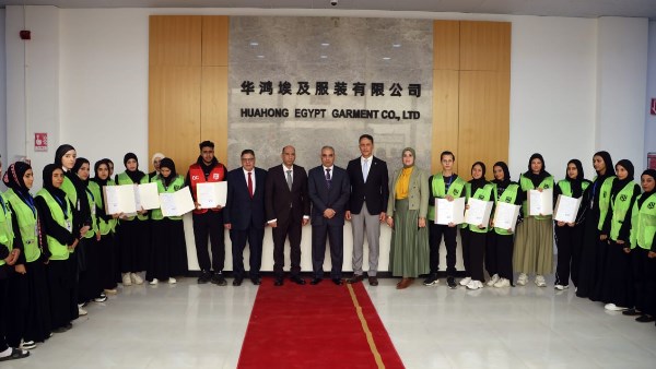 وزير العمل في الإسماعيلية