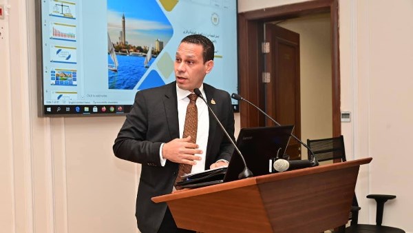 خلال الاجتماع 