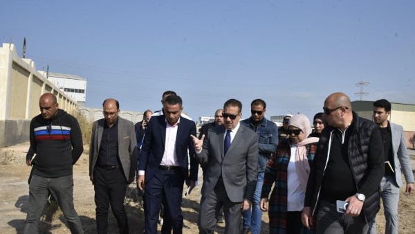 محافظ بورسعيد يشدد على أهمية تطوير البنية التحتية لدعم الاستثمار بالمنطقة الصناعية