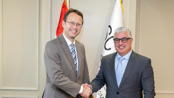 اقتصادية قناة السويس تطلق جولة ترويجية لإسبانيا بالربع الأخير من العام الجاري