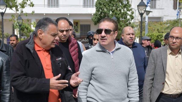 تجهيز الحدائق والمتنزهات بكافة الأحياء و تكثيف أعمال الصيانة والنظافة