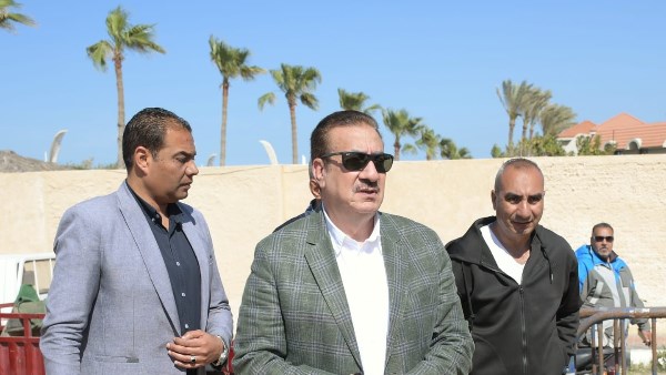 إزالة المخلفات وتحسين المظهر الحضاري و توجيهات بسرعة الانتهاء من الأعمال