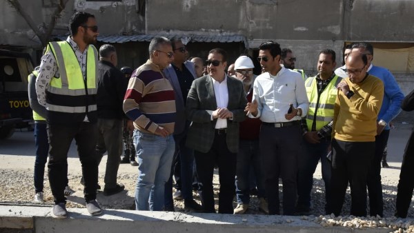 محافظ بورسعيد يتابع تطوير منطقة عمر بن الخطاب ويوجه بزيادة المسطحات الخضراء وتسريع معدلات التنفيذ