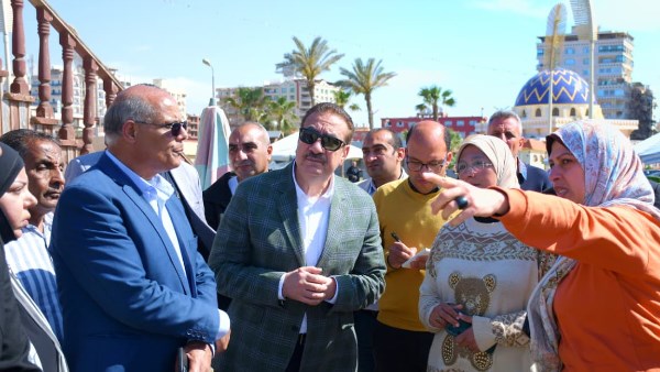 إلزام الكافتيريات بوضع عدد 2 صندوق قمامة لكل كافتيريا للحفاظ على النظافة