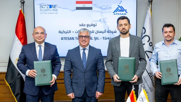 باستثمارات 6.5 ملايين دولار.رئيس اقتصادية قناة السويس يشهد توقيع عقد مشروع "Atesan Tekstil" التركية للمنسوجات