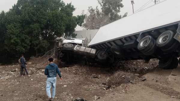 انقلاب سيارة نقل 