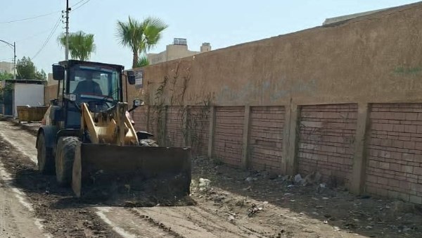 جانب من أعمال النظافة والتجميل 