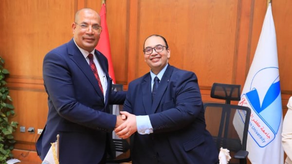 رئيس جامعة كفر الشيخ .