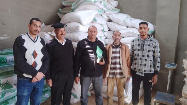 حملات على الأغلاف