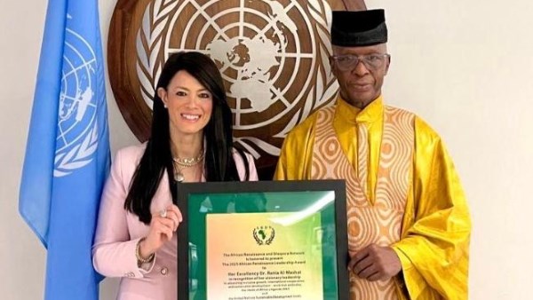 الدكتورة رانيا المشاط وزيرة التخطيط والتنمية الاقتصادية والتعاون الدولي سابقاً  تفوز بجائزة التميز 