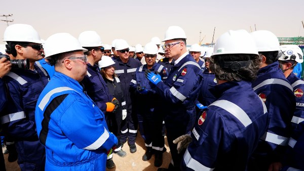 جولة وزير البترول 