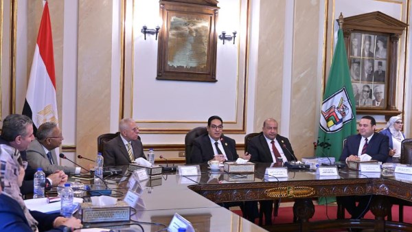 جامعة القاهرة 