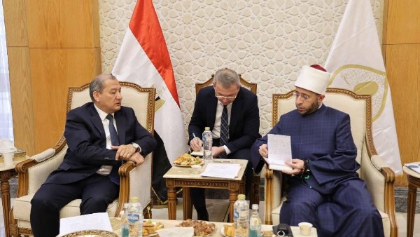 وزير الأوقاف مع وفد رسمي من جمهورية أوزبكستان