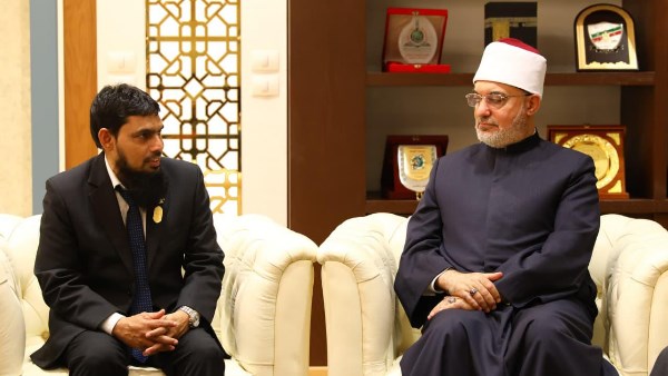 مفتي الجمهورية يستقبل وفد جامعة المالديف الإسلامية