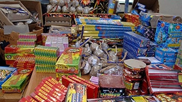 الألعاب النارية ترويع للمواطنيين 