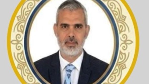  الدكتور نادر عبد الحليم