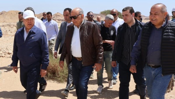 خلال الزيارة