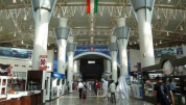 الكويت.. استهداف خزان وقود تابع لمطار الكويت الدولي