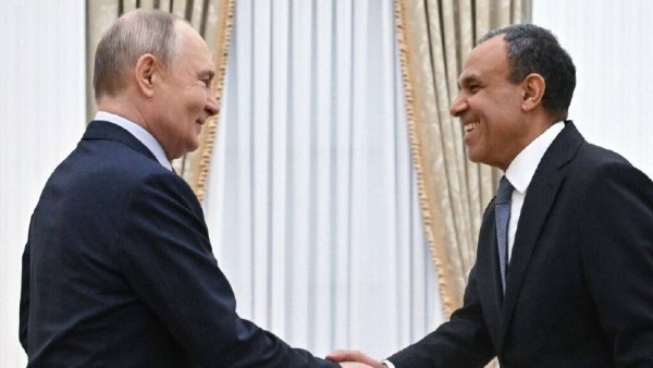 بدر عبد العاطي وبوتين 