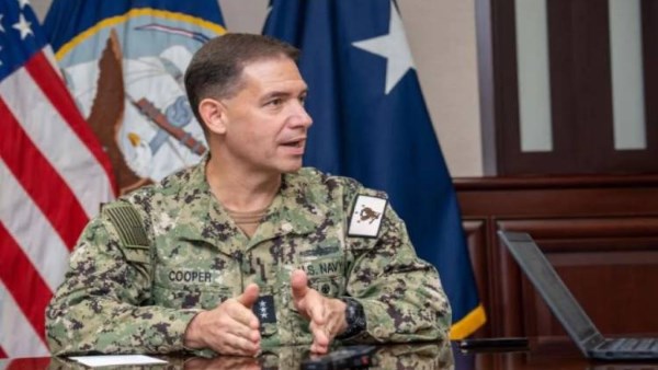 قائد القيادة المركزية الأمريكية