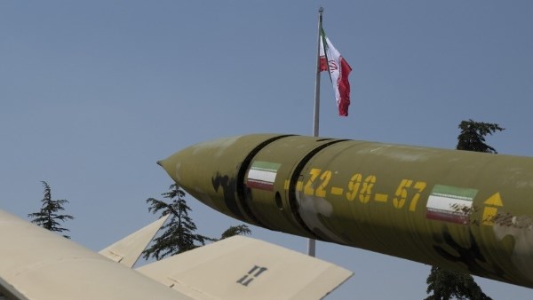 صاروخ إيراني 